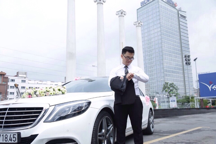 Trang trí xe hoa cưới tông mầu trắng hồng xanh lá trang-tri-xe-hoa-tong-mau-nhe-nhang