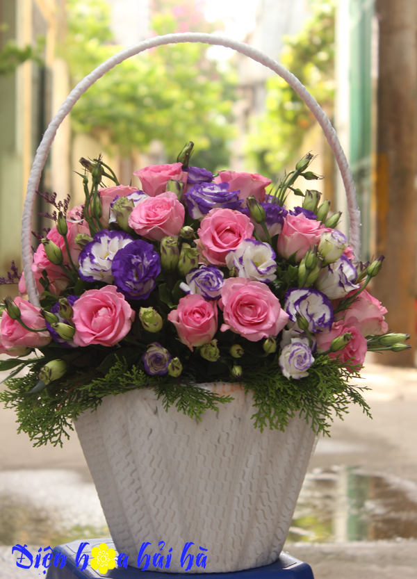 Điện hoa ngày valentine giỏ hoa hồng sen và cát tường tím dien-hoa-ngay-valentine-gio-hoa-hong-sen-cat-tuong-tim