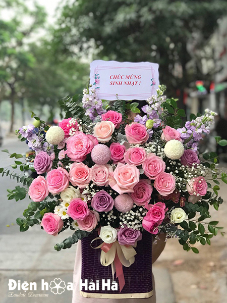Giỏ hoa sinh nhật hồng tím – Điệu đà