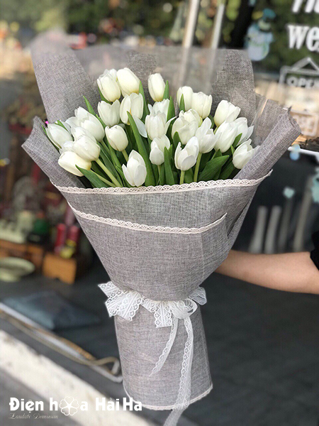 Hoa đẹp ngày 8/3 tulip trắng – Tinh Khôi
