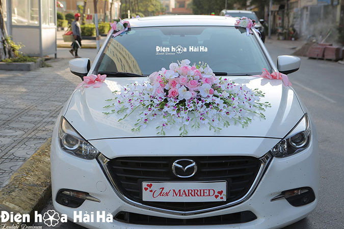 Bộ hoa lụa trang trí xe cưới hoa lan hot 2022