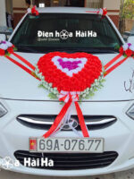 Bán hoa giả trang trí xe hoa cưới hình trái tim 3 mầu