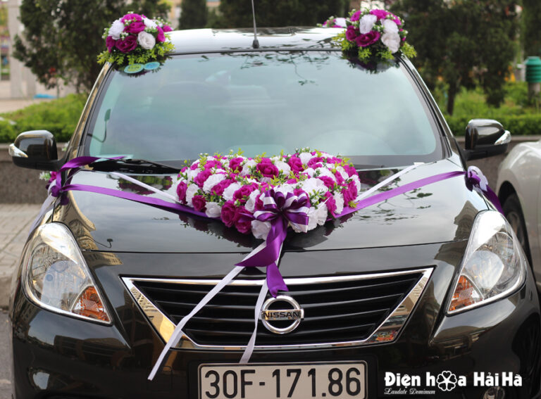 Bộ hoa giả trang trí xe cô dâu tím trắng giá rẻ