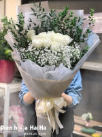 Bó hoa hồng trắng - Trinh nguyên