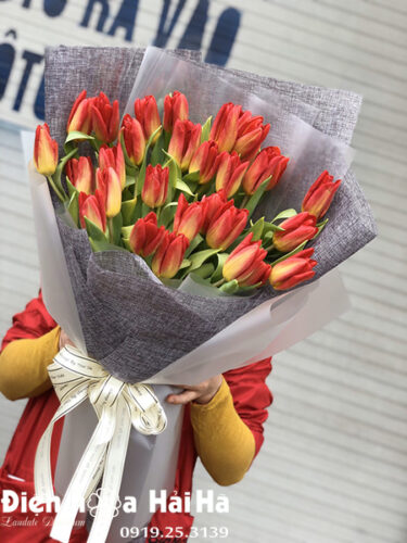 Bó hoa sinh nhật Tulip cam 30 bông - Thấu hiểu