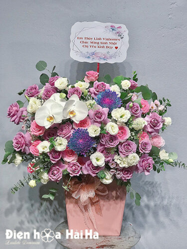 Giỏ hoa sinh nhật màu tím - Vinh hoa