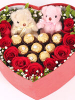 Tình yêu trọn vẹn - Hộp hoa socola và gấu