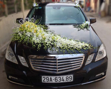 Mẫu xe hoa cô dâu đẹp lan trắng địa lan