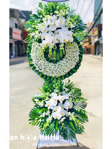 Vòng hoa tang lễ lan trắng - Thanh Thản