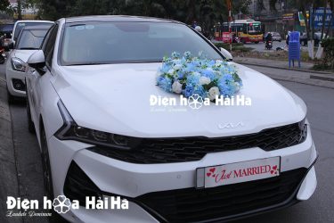 Hoa lụa kết xe cưới tông xanh Trọn Vẹn