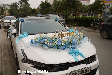 hoa giả kết xe cưới xanh Thiên Thanh quyến rũ