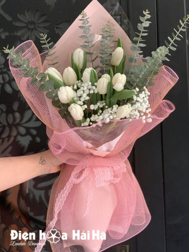 Bó hoa tulip trắng – Yêu kiều