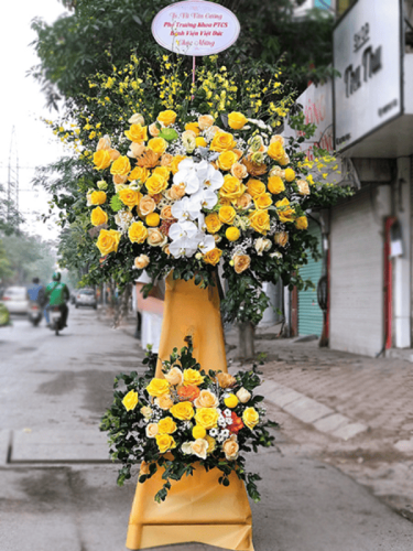 Lẵng hoa chúc mừng - Vươn cao