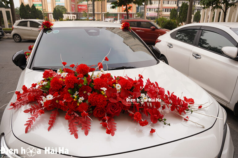 Mẫu hoa giả trang trí xe cưới hoa lan đỏ giá rẻ hot nhất năm