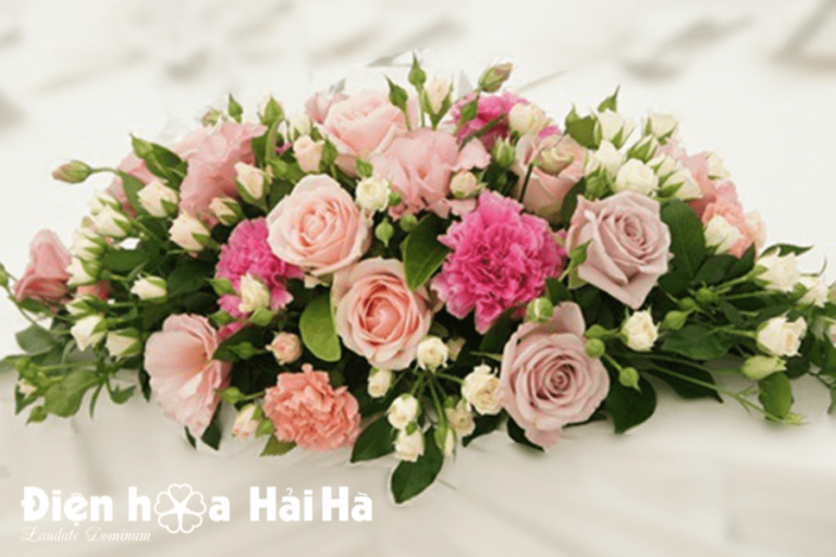 Hoa để bàn hội nghị - Tinh Tế