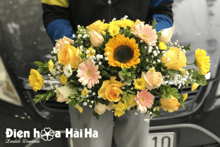 Bát hoa để bàn hội nghị - Cùng Thịnh Vượng