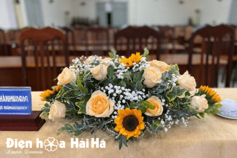 Bát hoa để bàn – Chân Thành