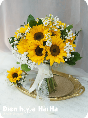(SET20) Xe hoa cưới mầu vàng - Chân Thành