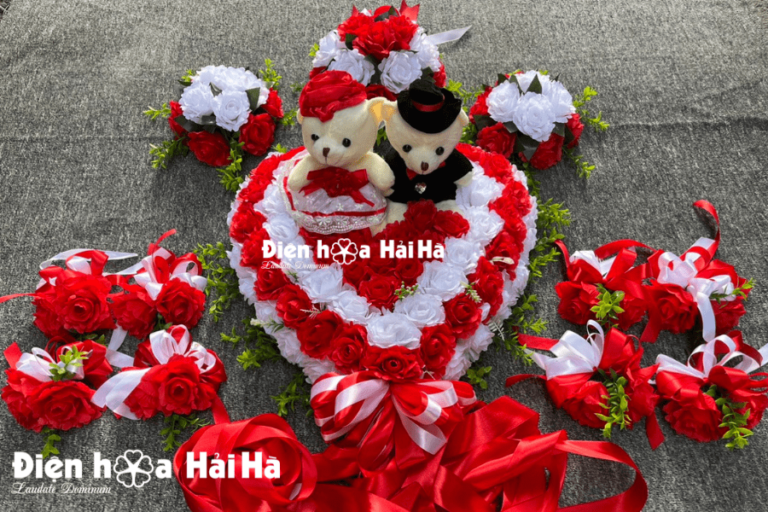 Bộ hoa giả trang trí xe cưới - Gắn kết